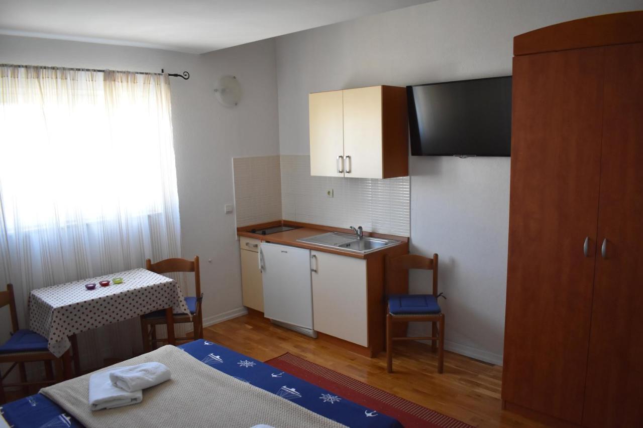 Apartments Bombonin マカルスカ エクステリア 写真