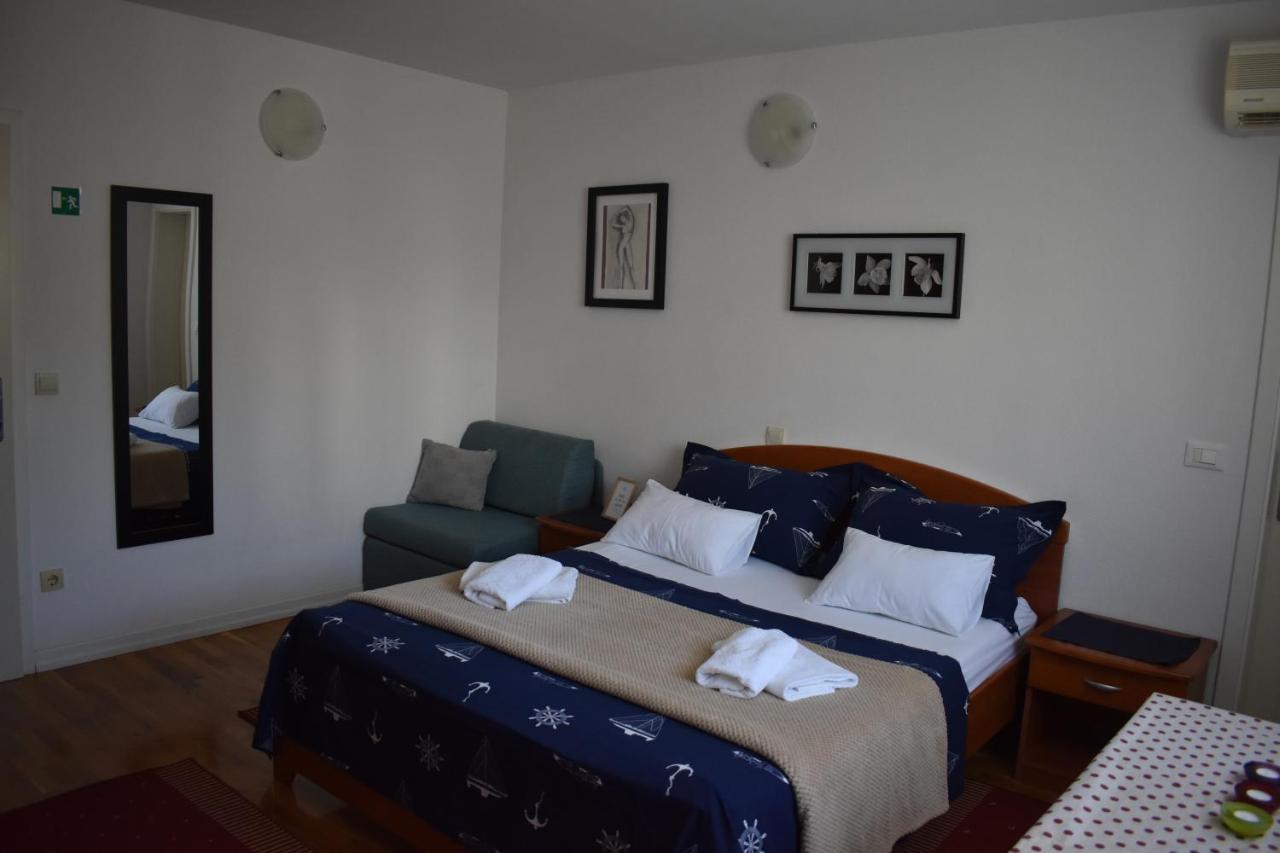 Apartments Bombonin マカルスカ エクステリア 写真